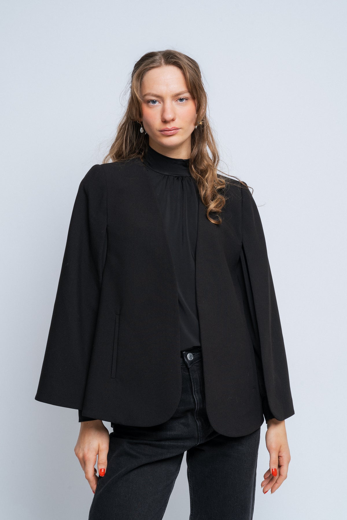 Volacc Cape Blazer - Black