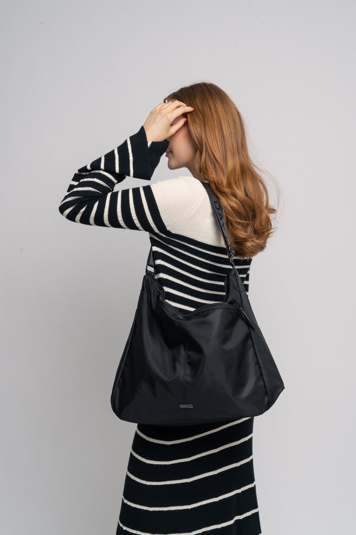 Day RE-LB Tonal DZ Hobo - Black
