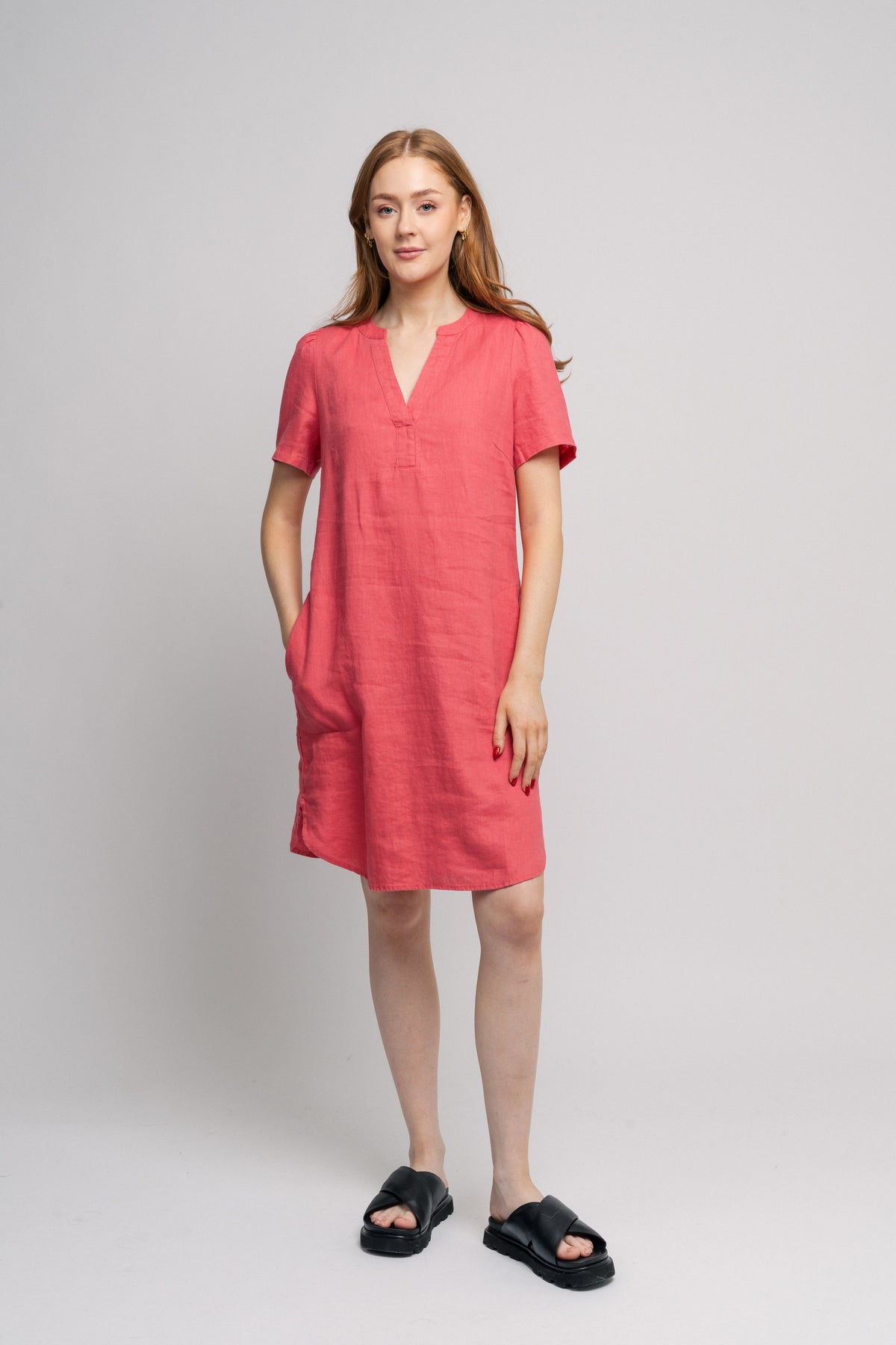 AminasePW DR - Claret Red