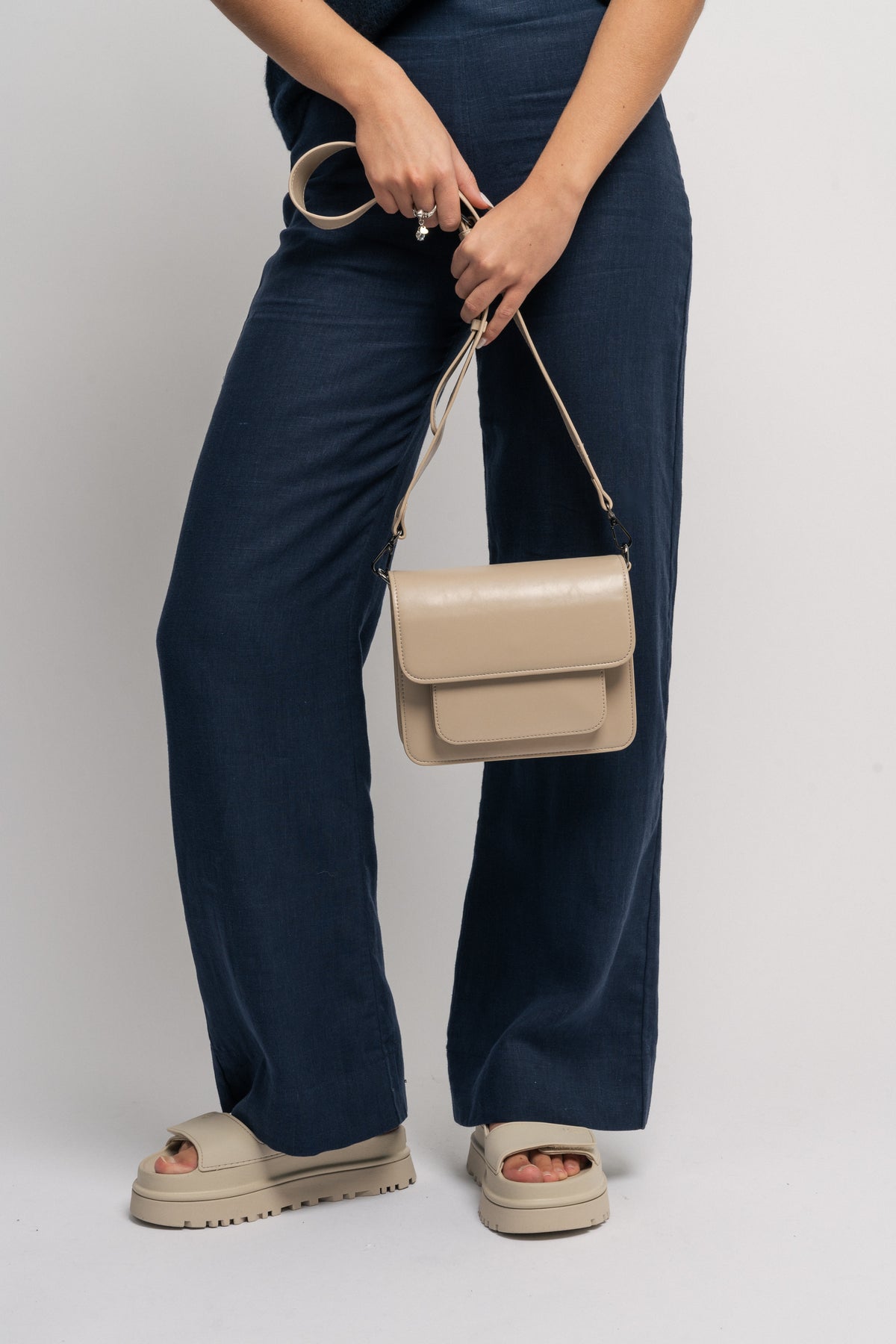 Cayman Pocket Shiny Structure - Light Nude