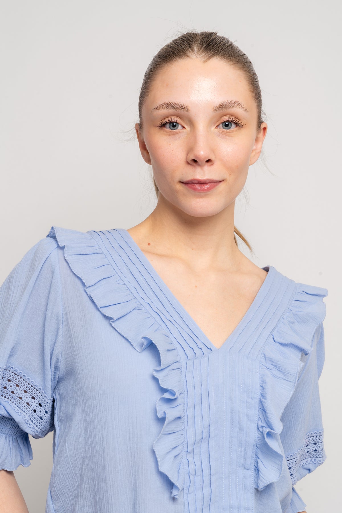 Caressa Blus - Vista Blue