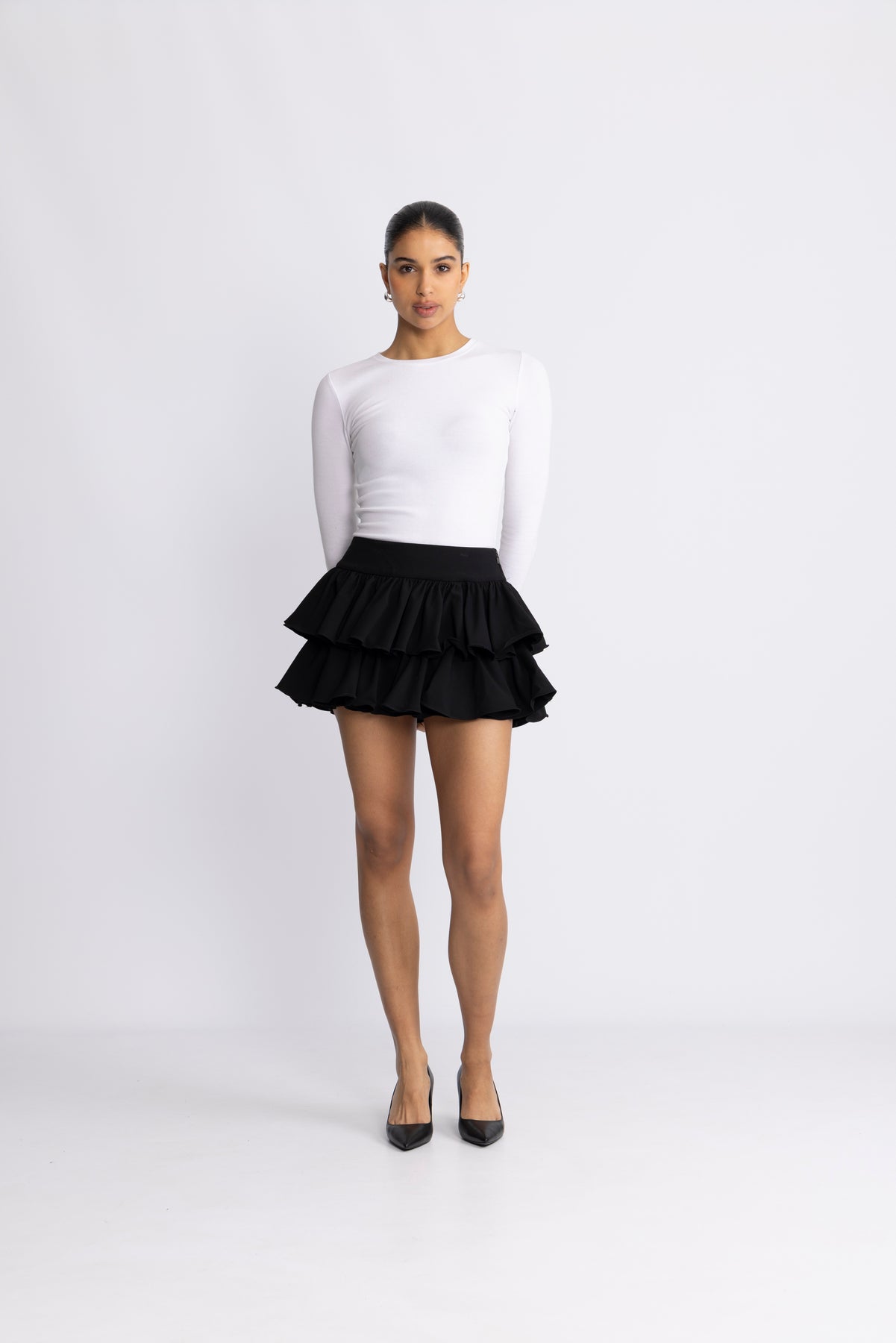 Wide Ruffle Mini Skirt - Svart