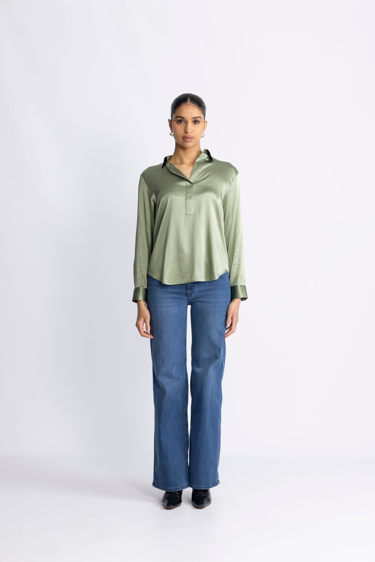Leia Blouse - Pale Green
