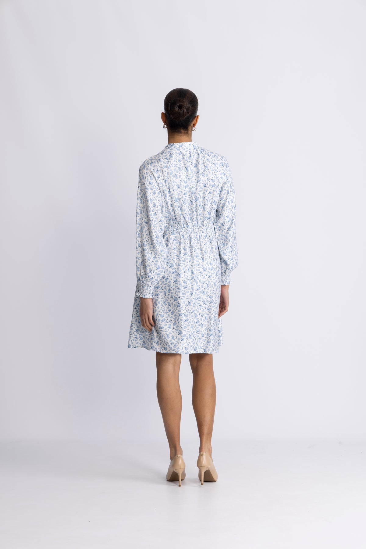 Cajsa Karalynn Dress Aop - Skyway Flower