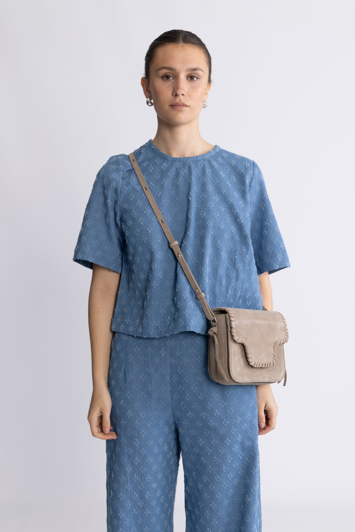 Suede Veg Iris Braid Bag - Porpoise Gray