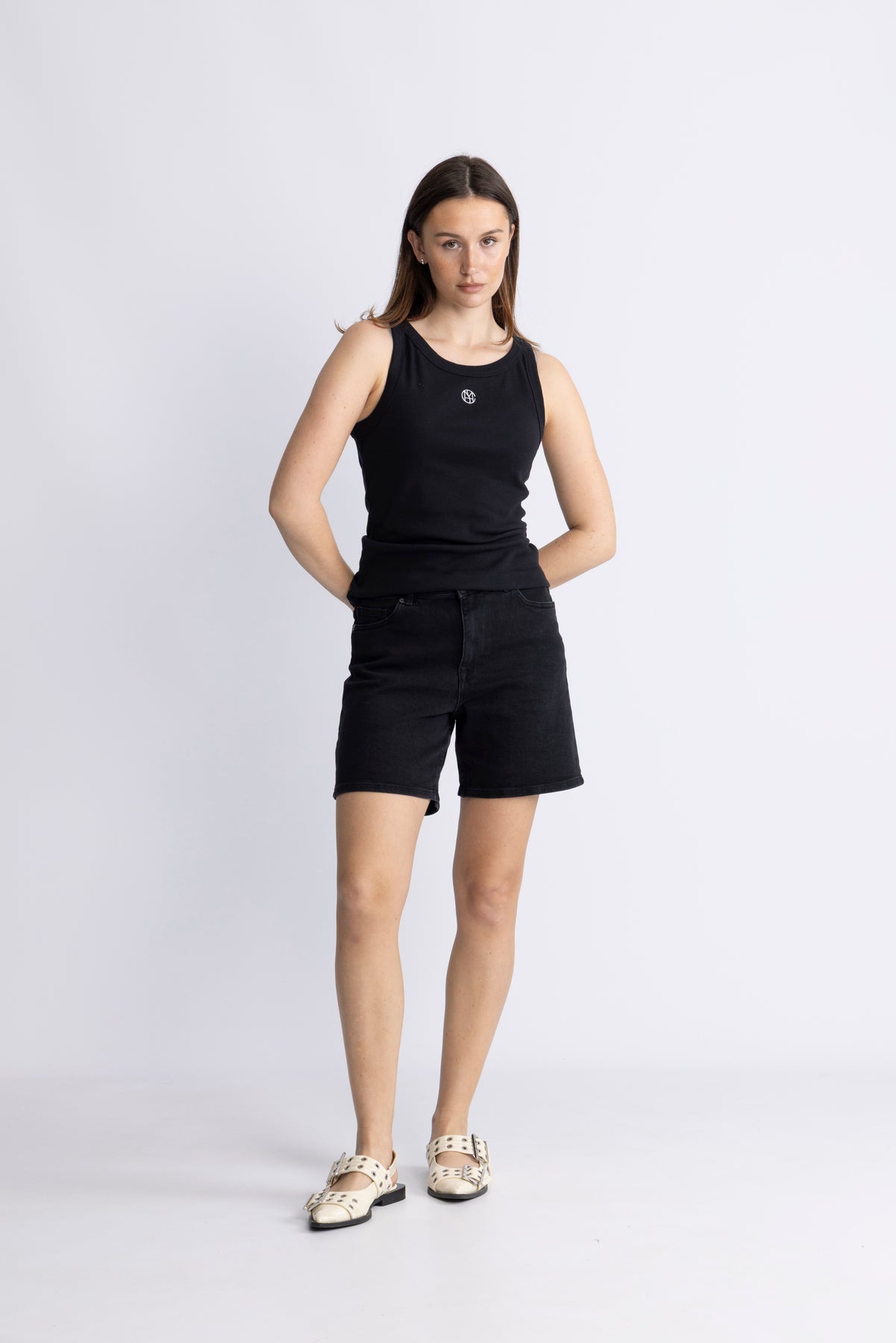 Sveja-Krista Hw Denim Shorts - Svart denim