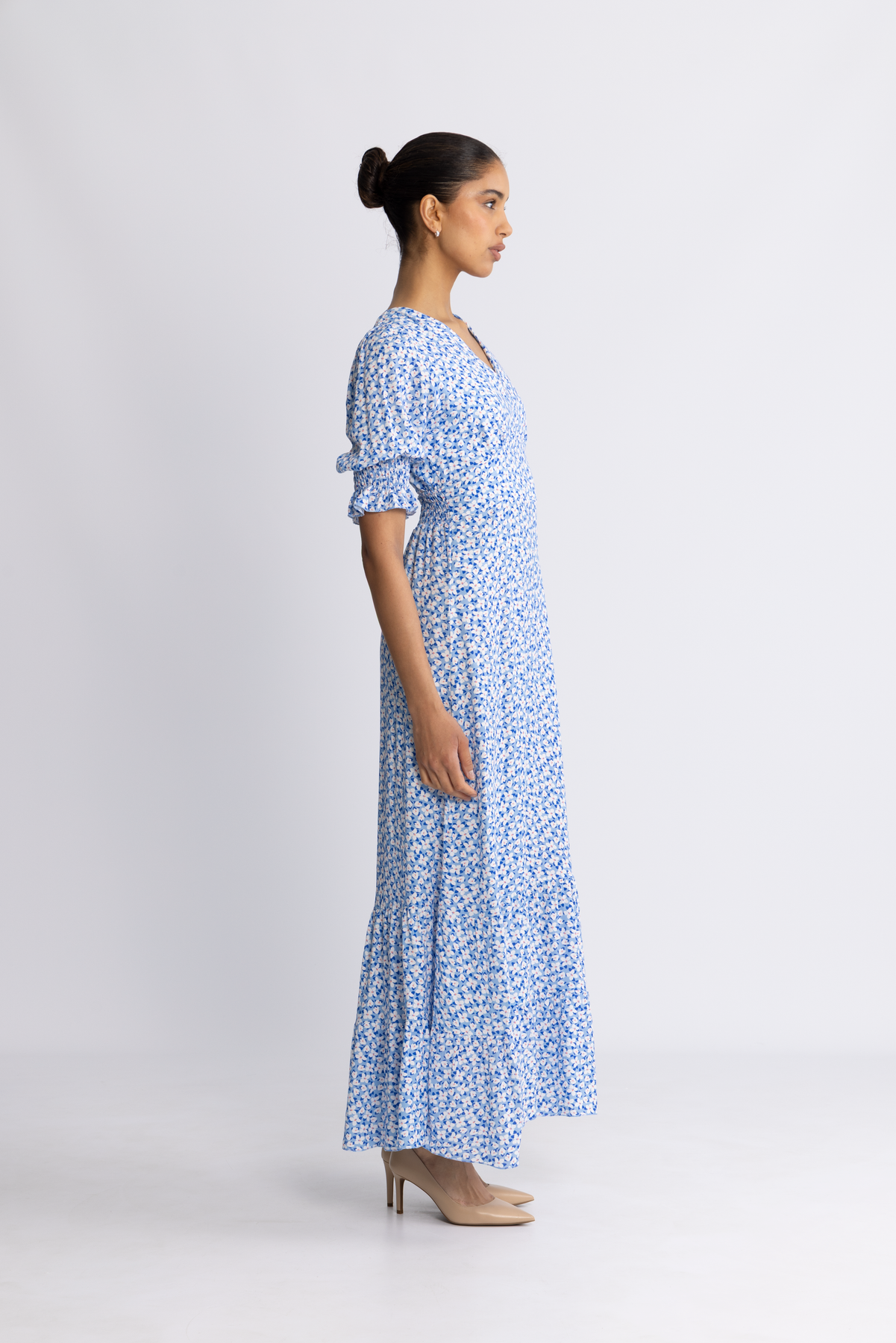 Americandreams Koko Long Dress - Blå blommig maxiklänning