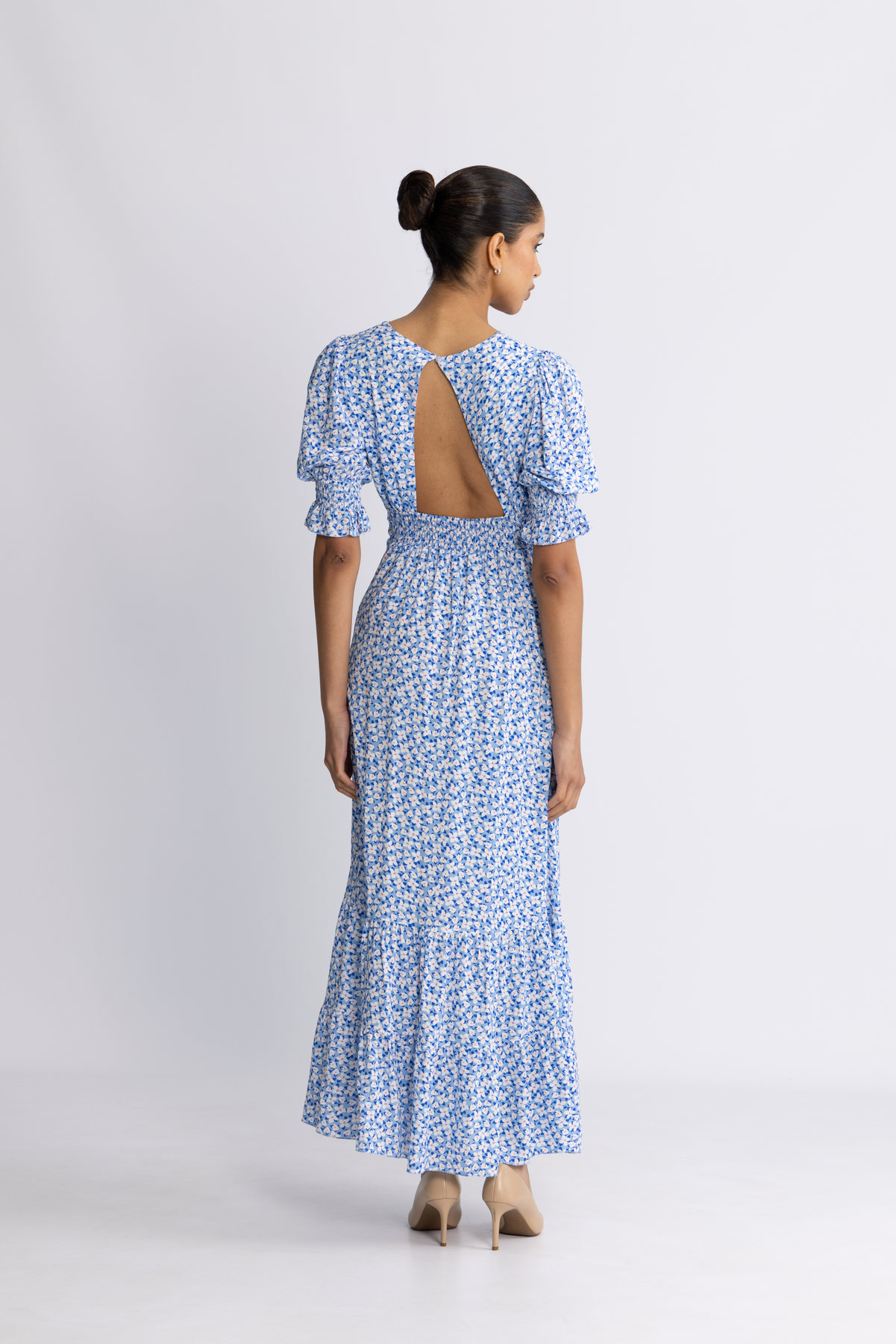Americandreams Koko Long Dress - Blå blommig maxiklänning