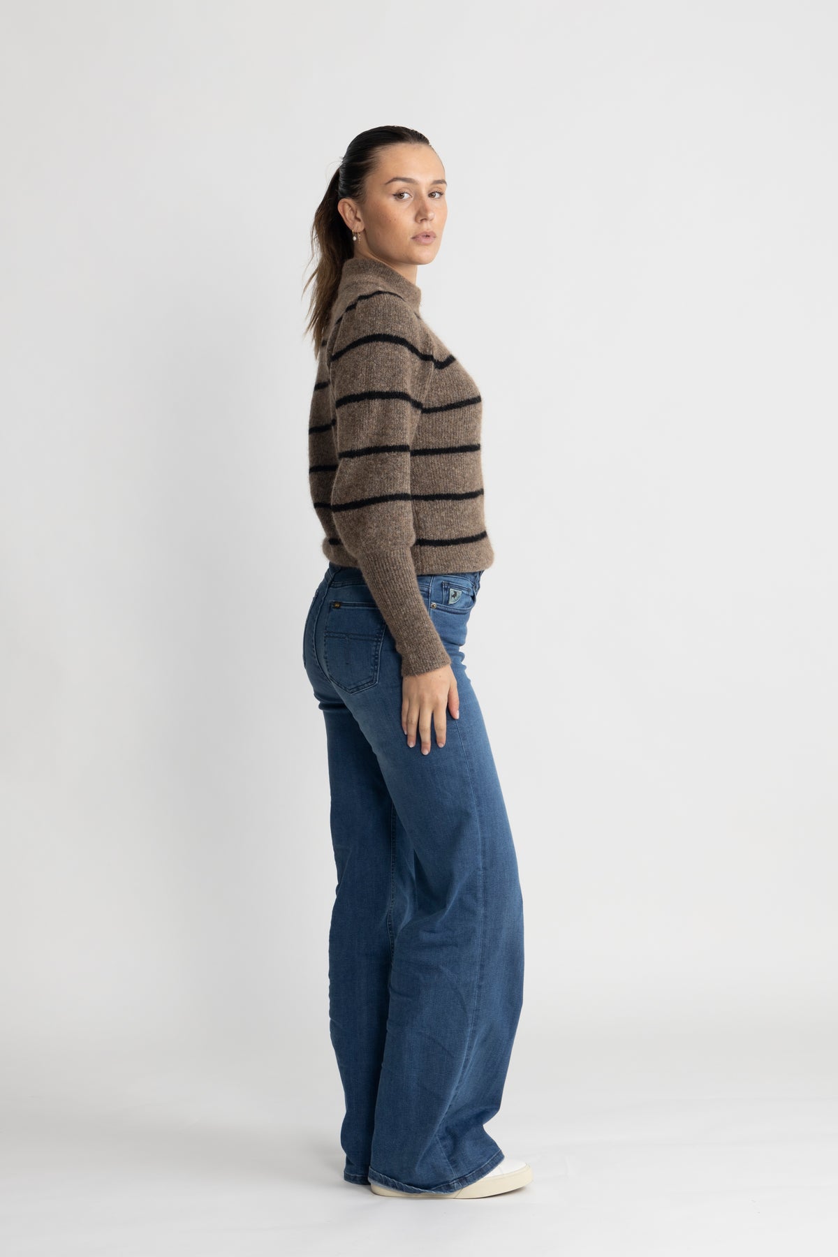 Mara Sweater - Brown