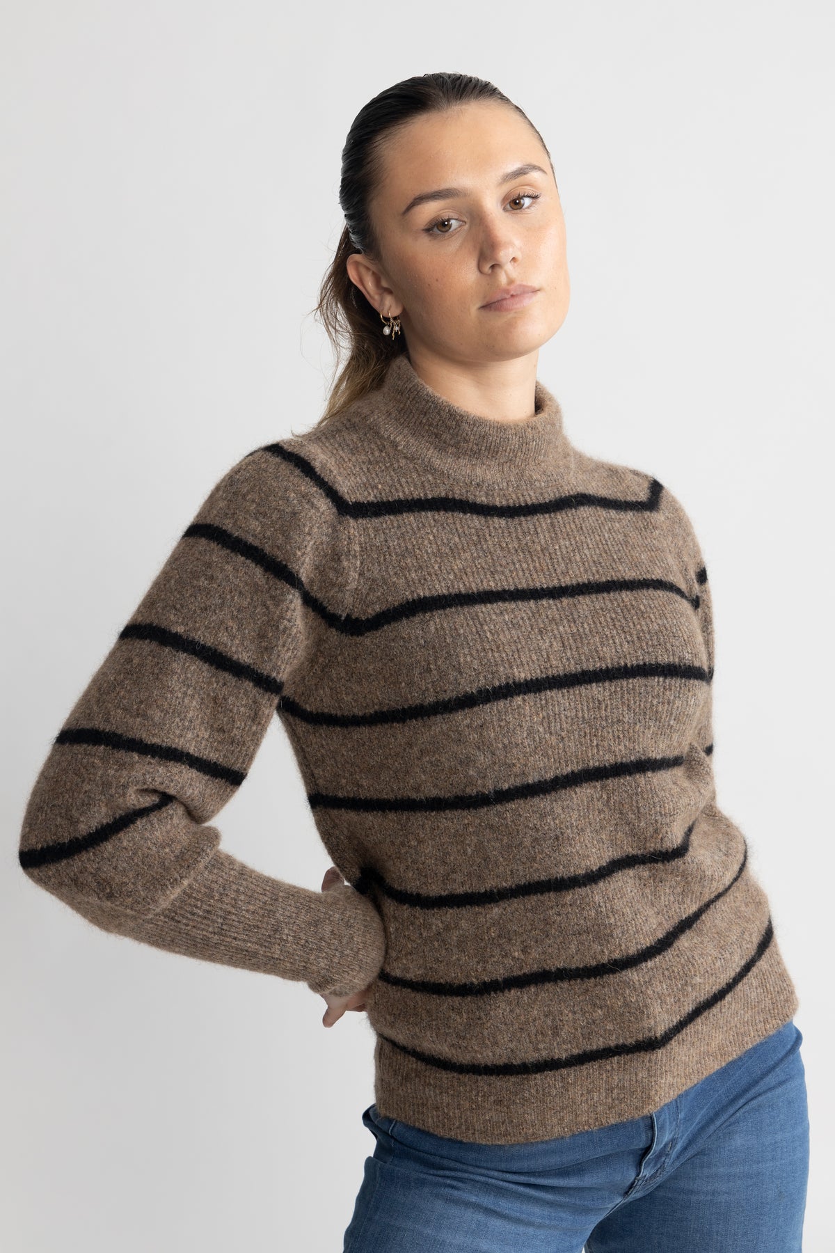 Mara Sweater - Brown