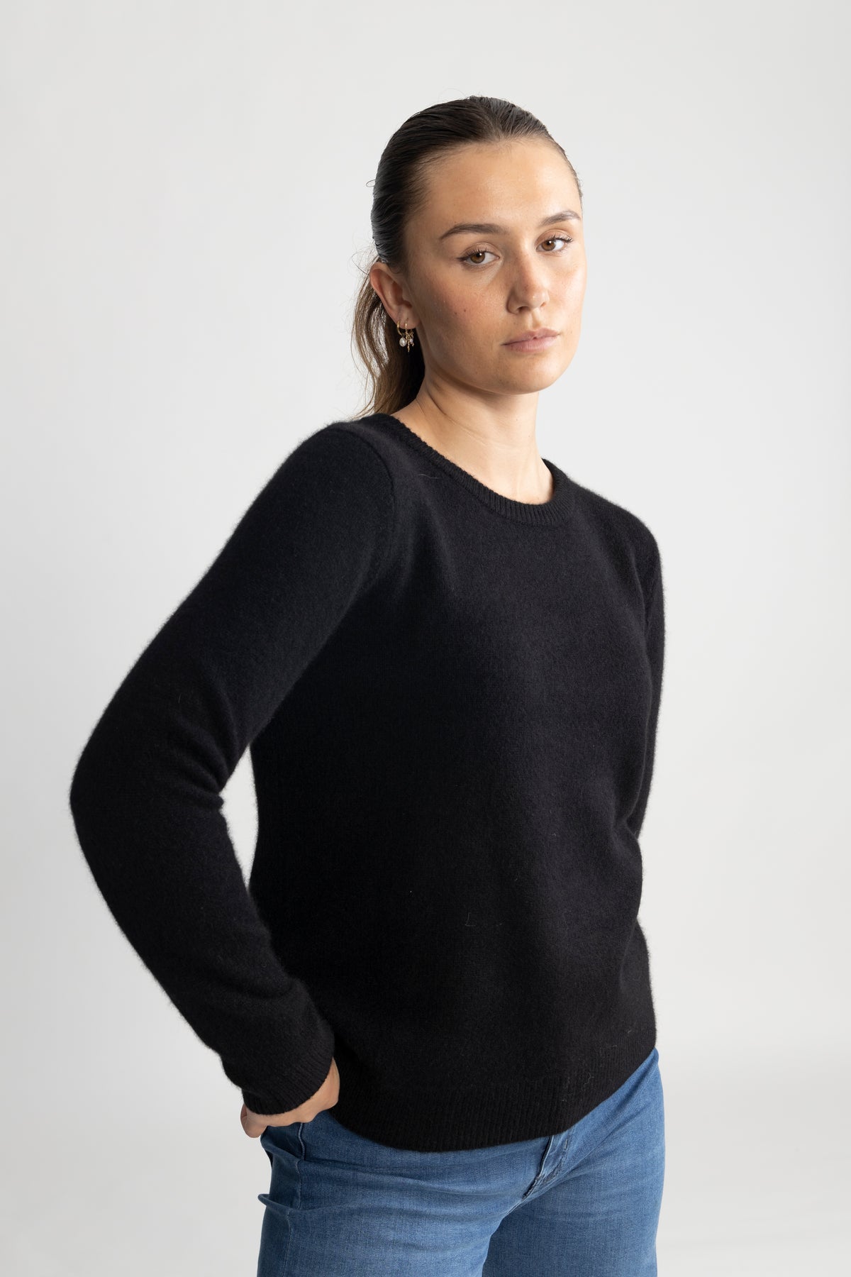 Manila Ls Knit Cashmere O-Neck - Svart