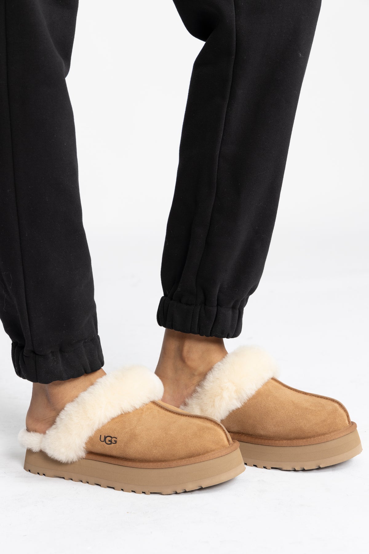 UGG W Disquette - Chestnut