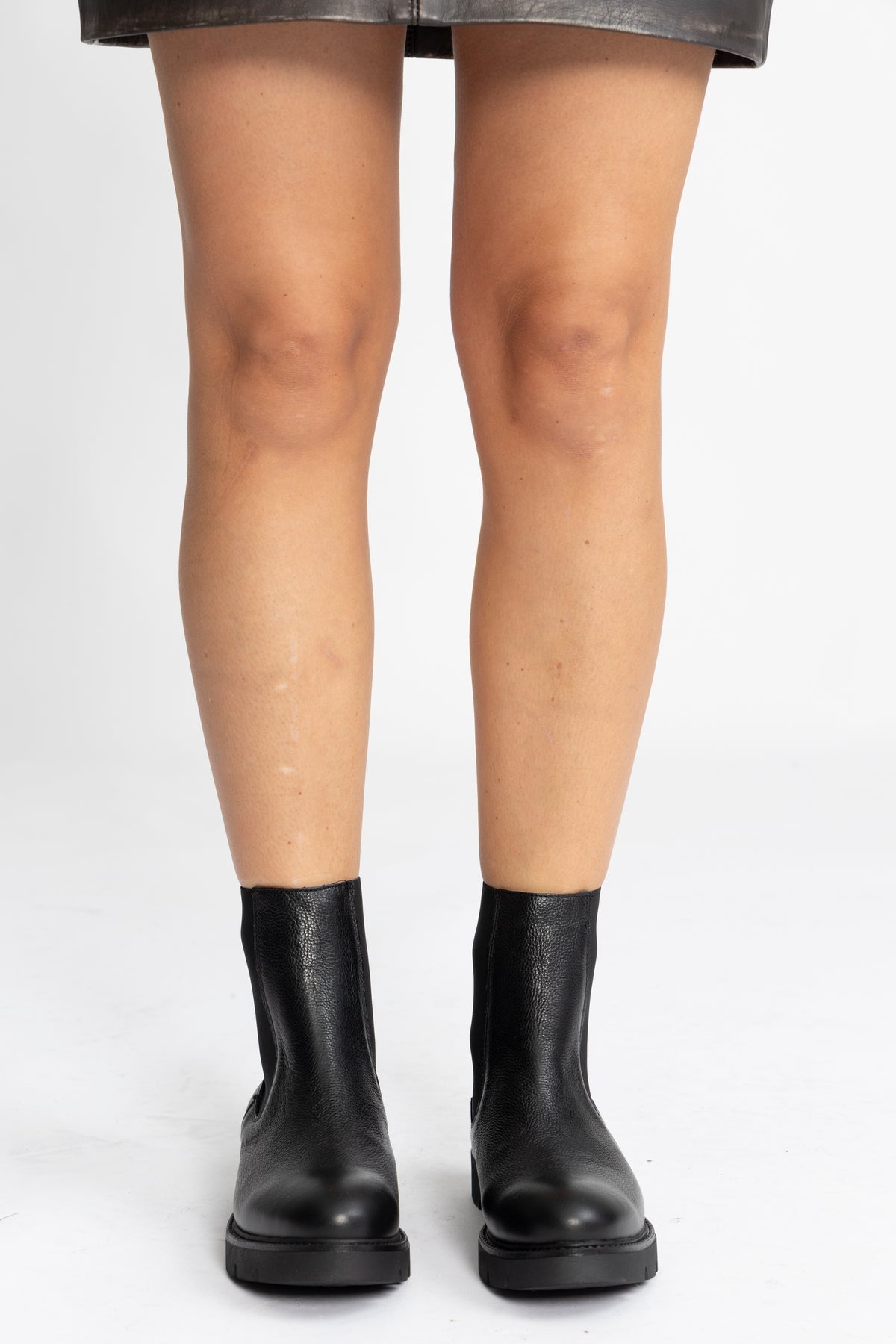 Biaothilia Chelsea Boot Tumbled Leather - Black
