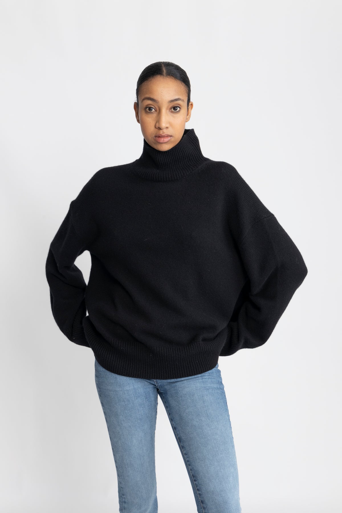 Juliette Sweater - Jet Black