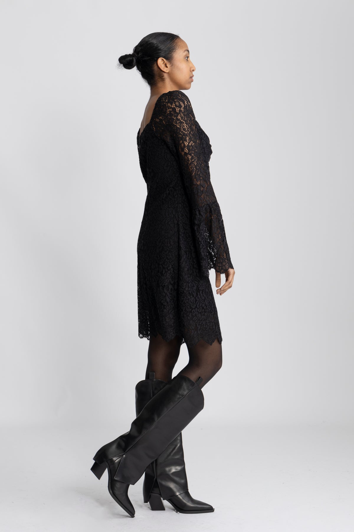 Brittany Mini Dress - Svart spets