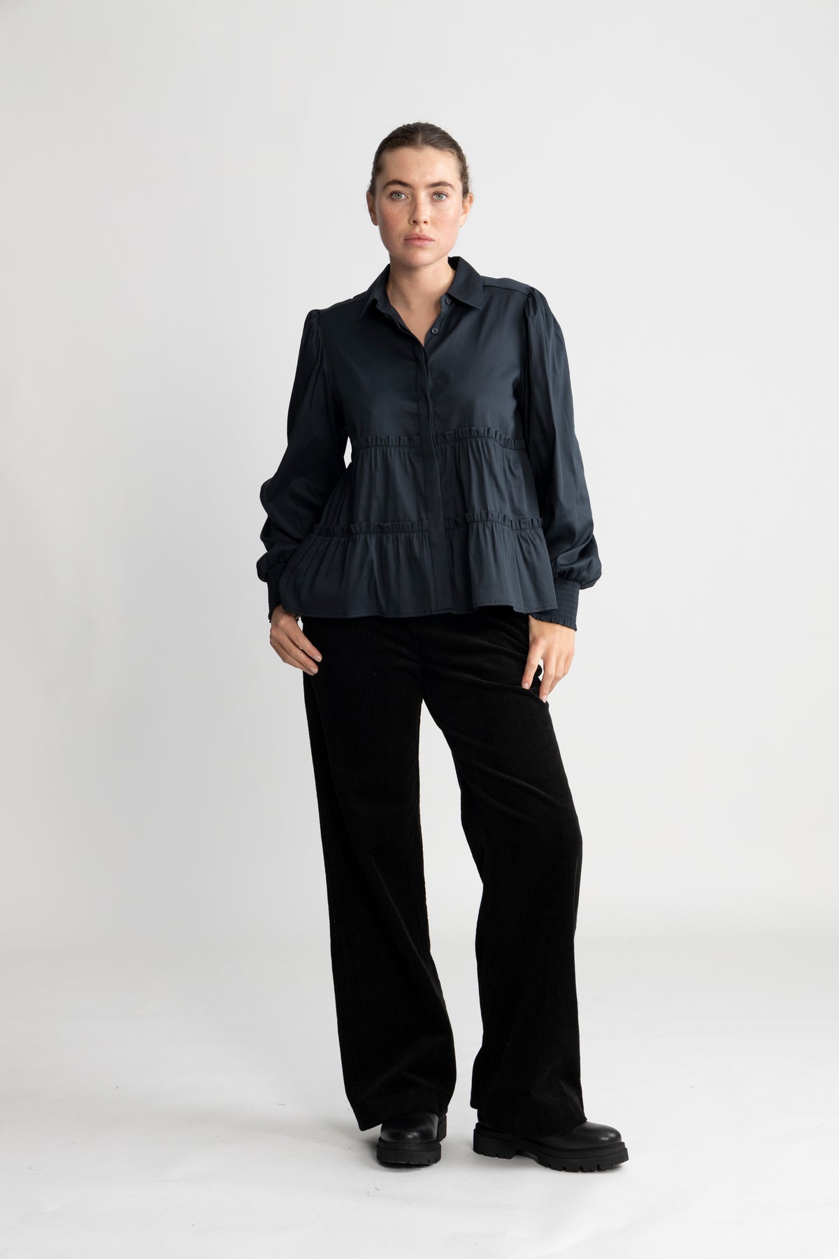 Isla Solid 95 - Dark Navy