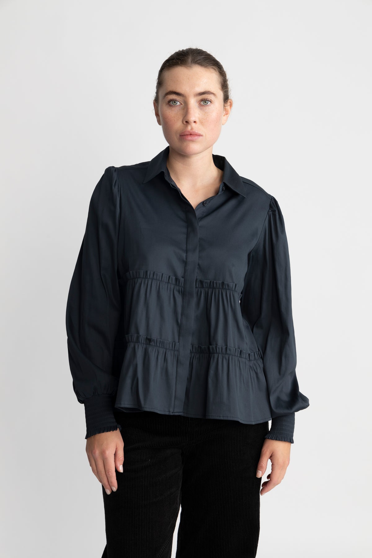 Isla Solid 95 - Dark Navy