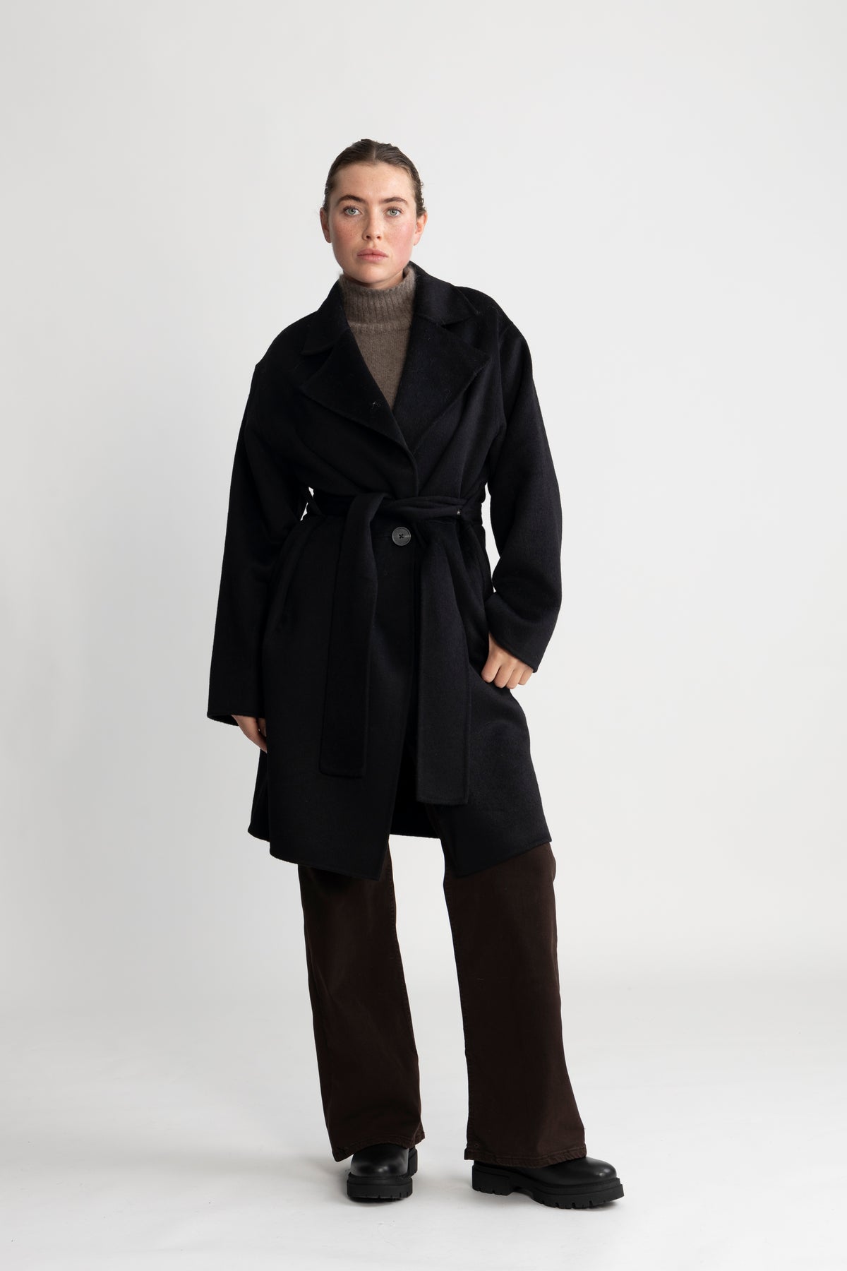TillaIW Coat - Black