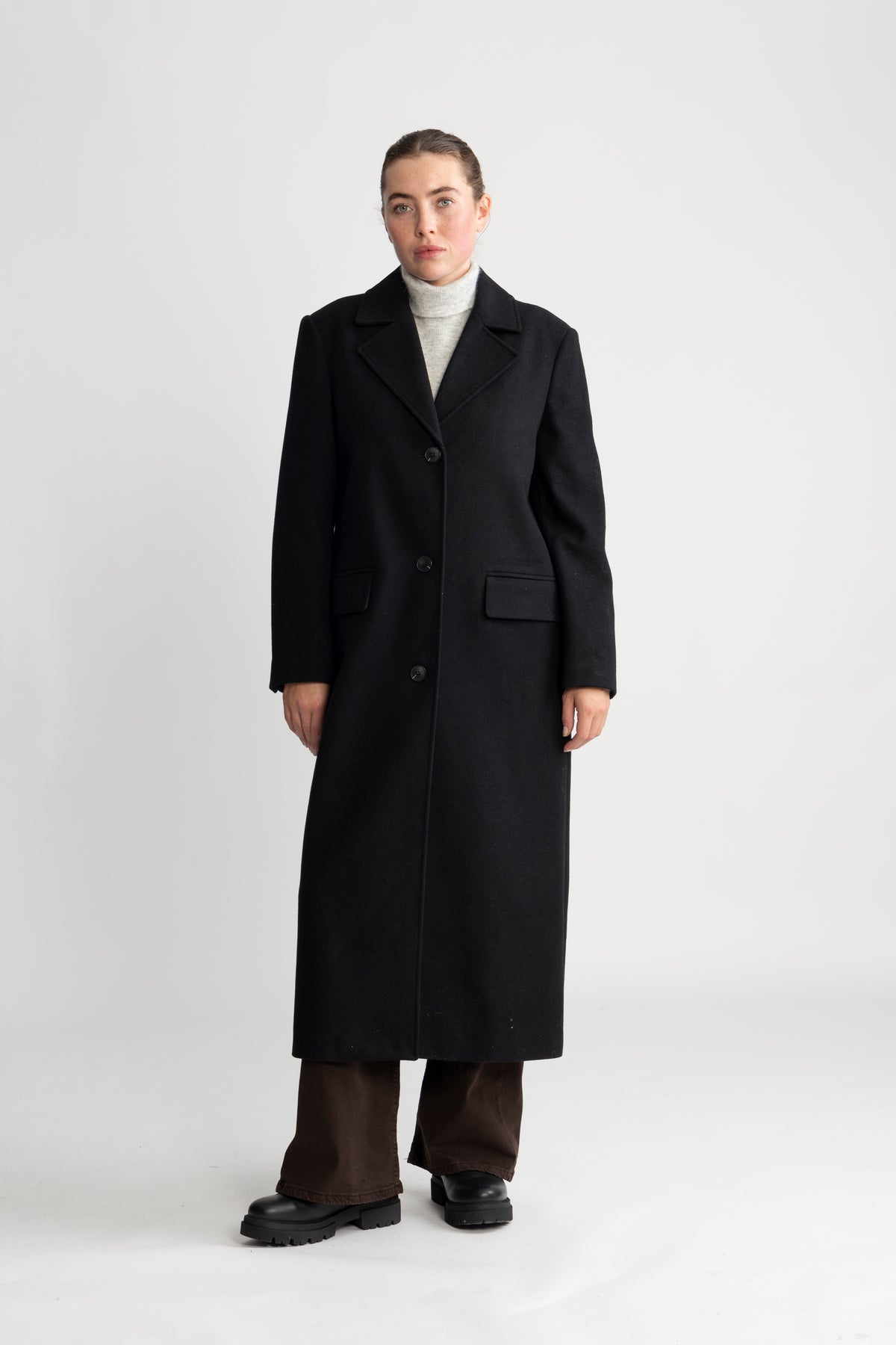 Alma Long Wool Coat - Svart