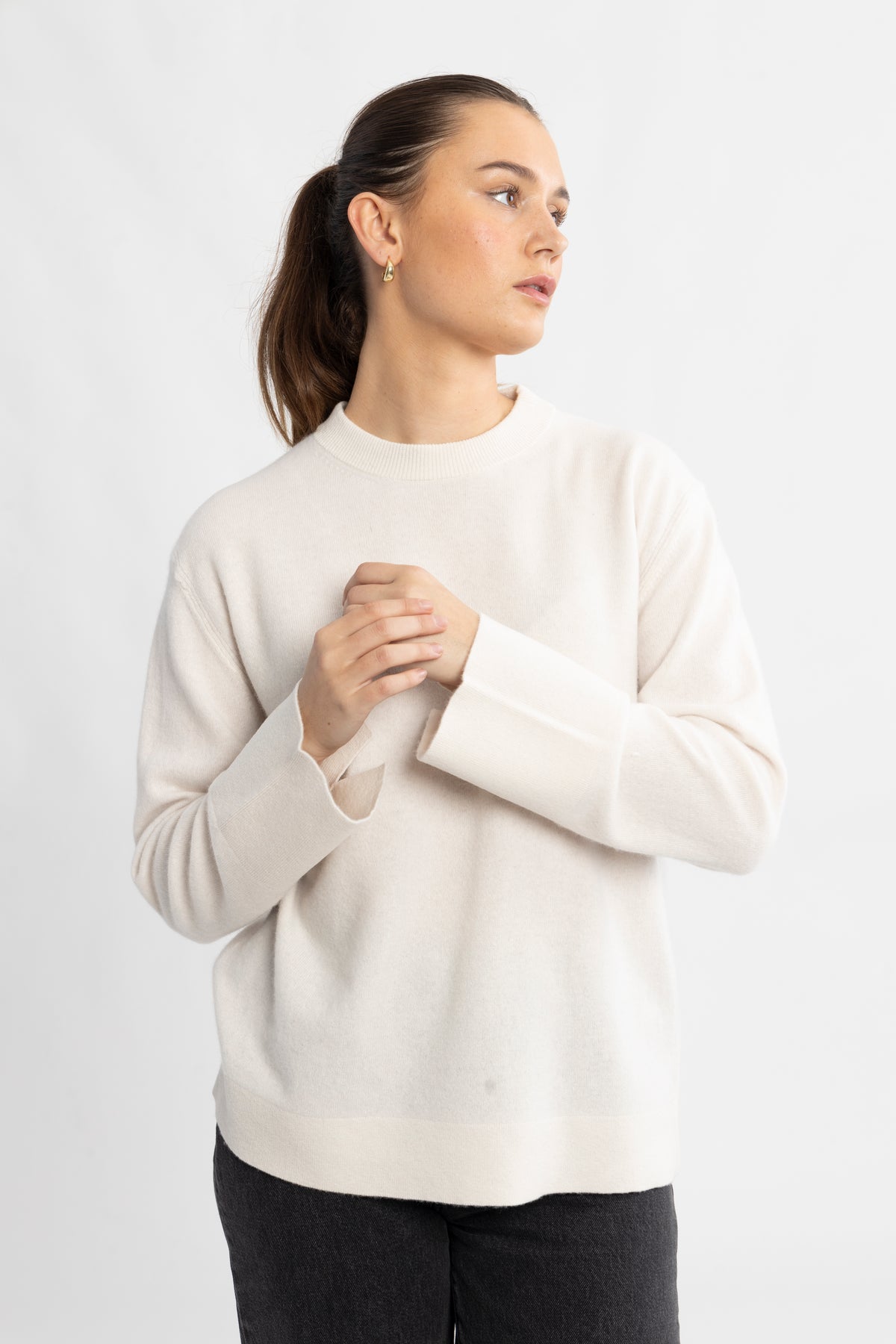Yasemilie O-Neck Knit Pullover - Birch