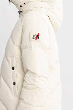 Helsinki - Off White