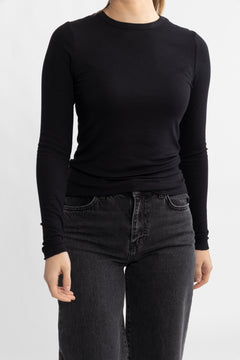 Ika 4 - Black