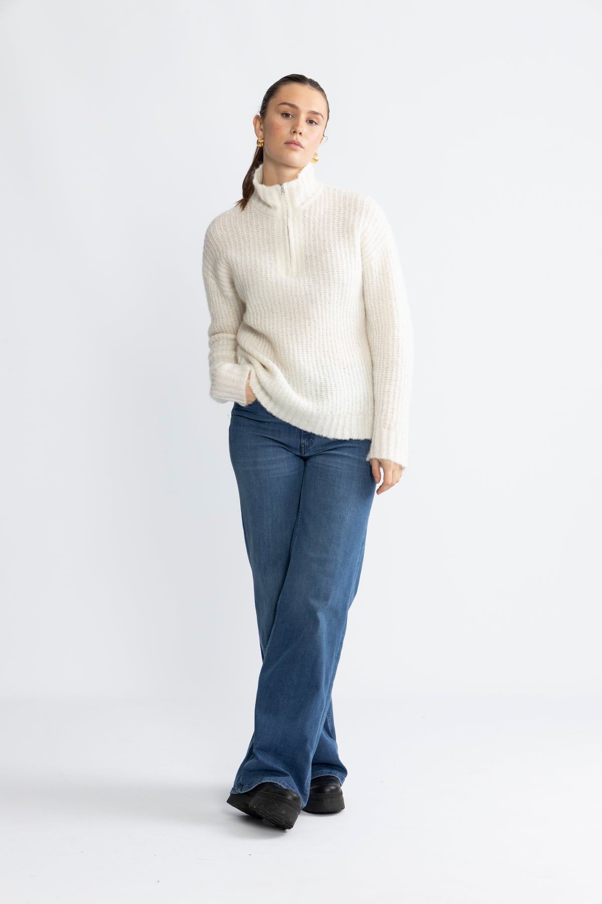 Inora 2 - Star White