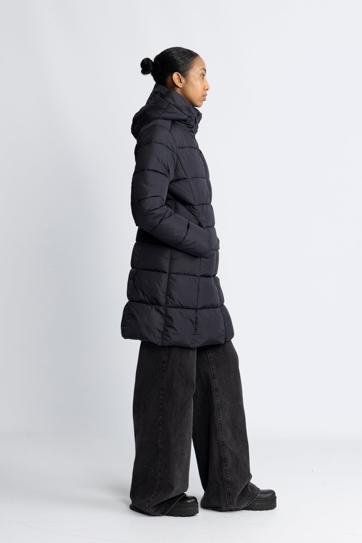 Taylor - Black