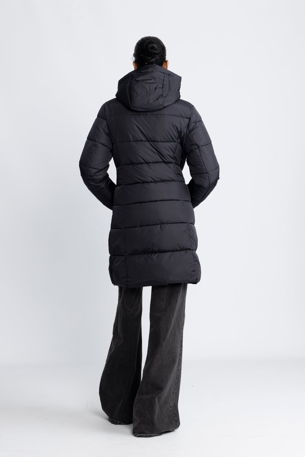 Taylor - Black