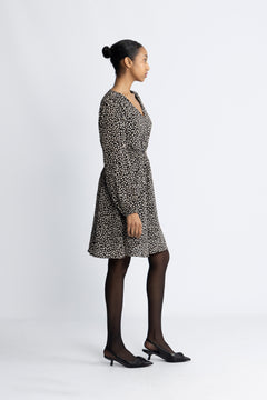 Zeida Rhian Short Dress Aop - Black Flower