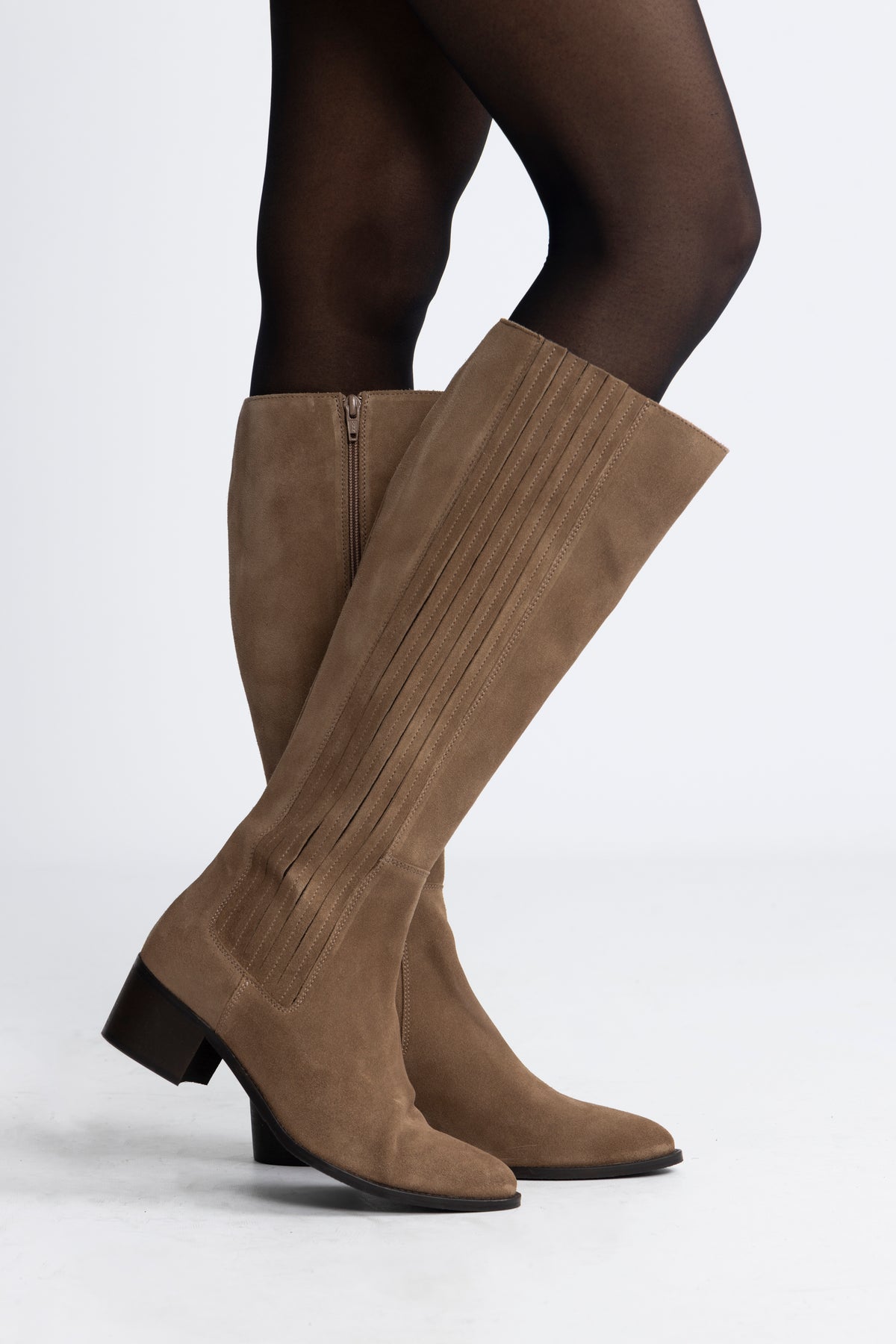 Biacarol Chelsea Knee High Boot Oily Suede - Sand