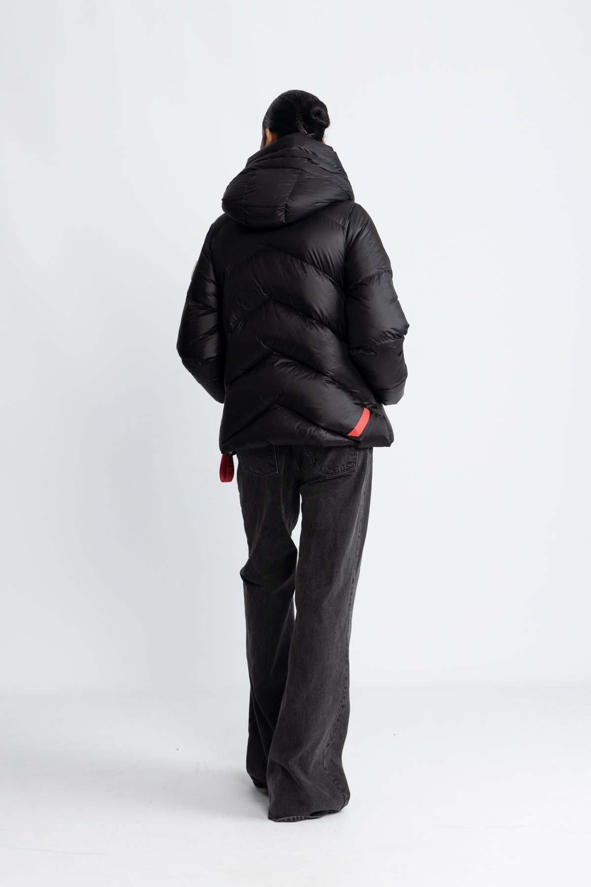 Helsinki Shiny - Black