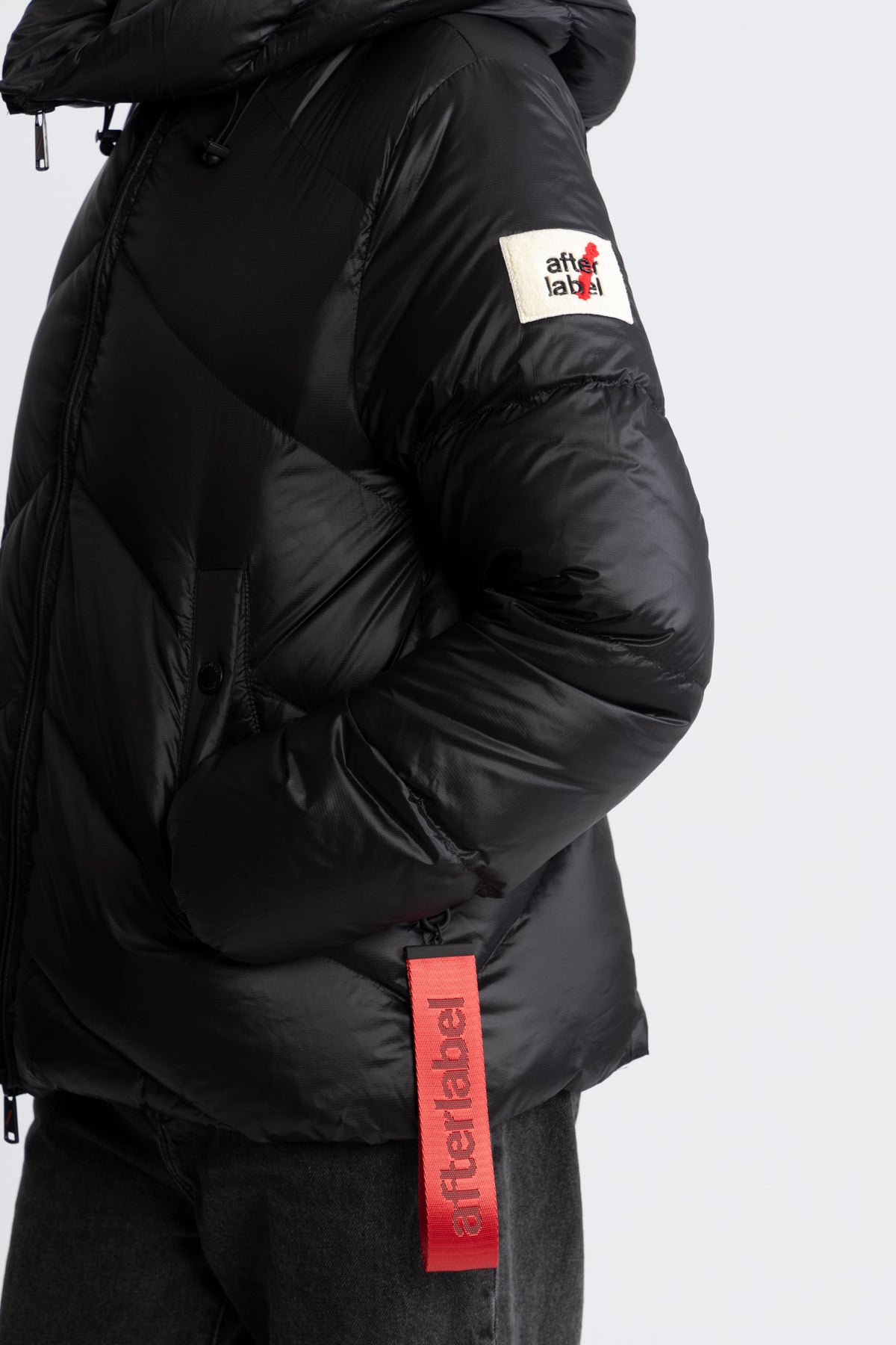 Helsinki Shiny - Black
