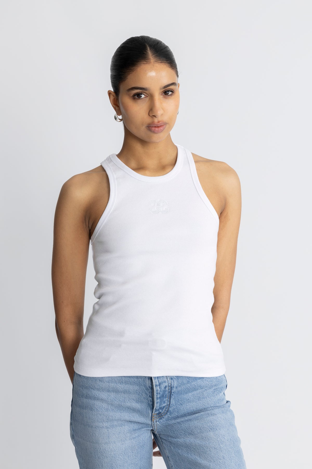 Saharacc Embroidery Tank Top - Vit
