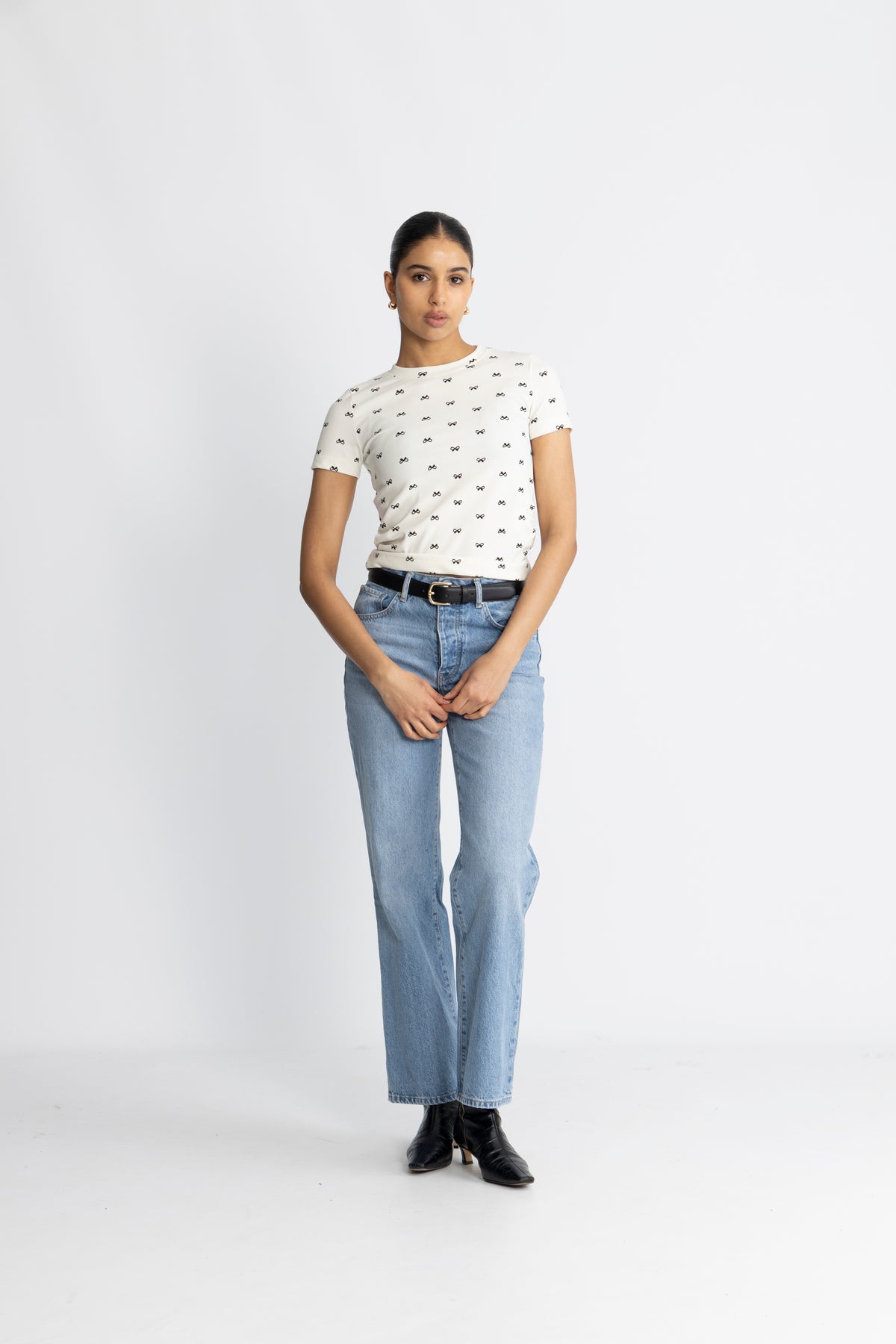 Ritchiecc Ribbon Tee - Off-white