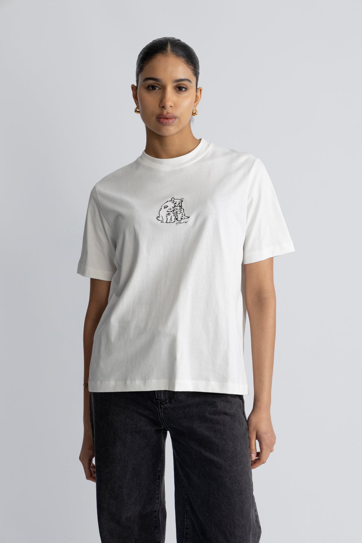Kjerag Embroidery Tee - White