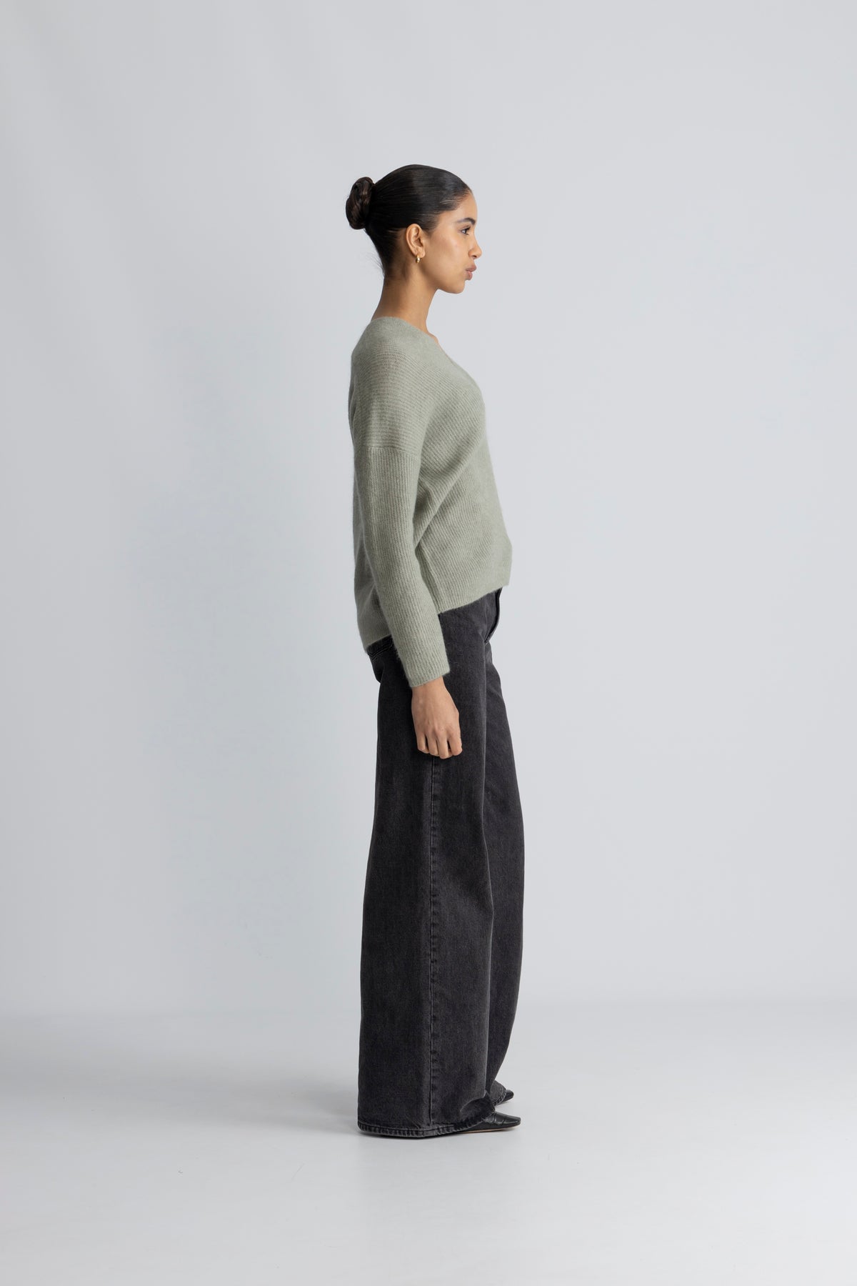 Thora V-Neck Knit - Shadow