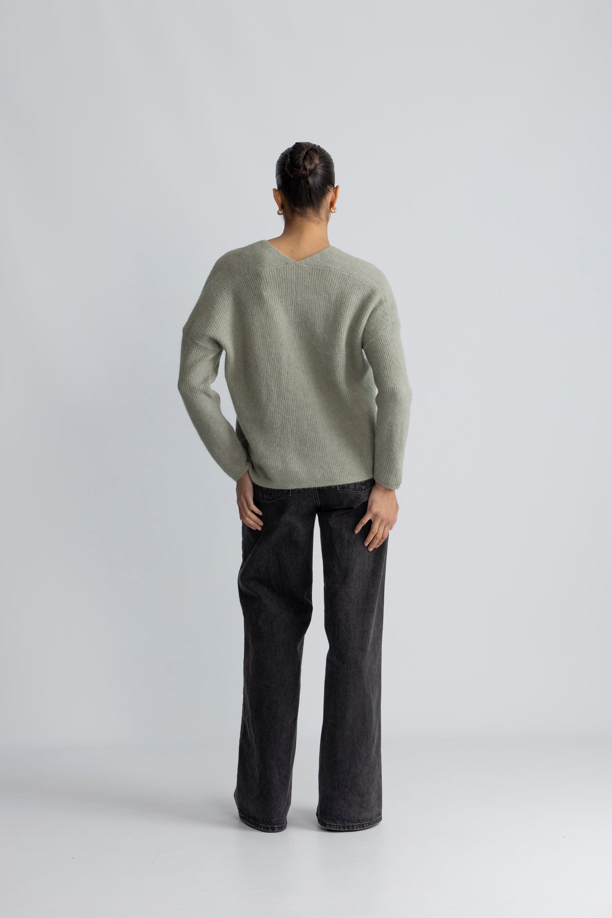 Thora V-Neck Knit - Shadow