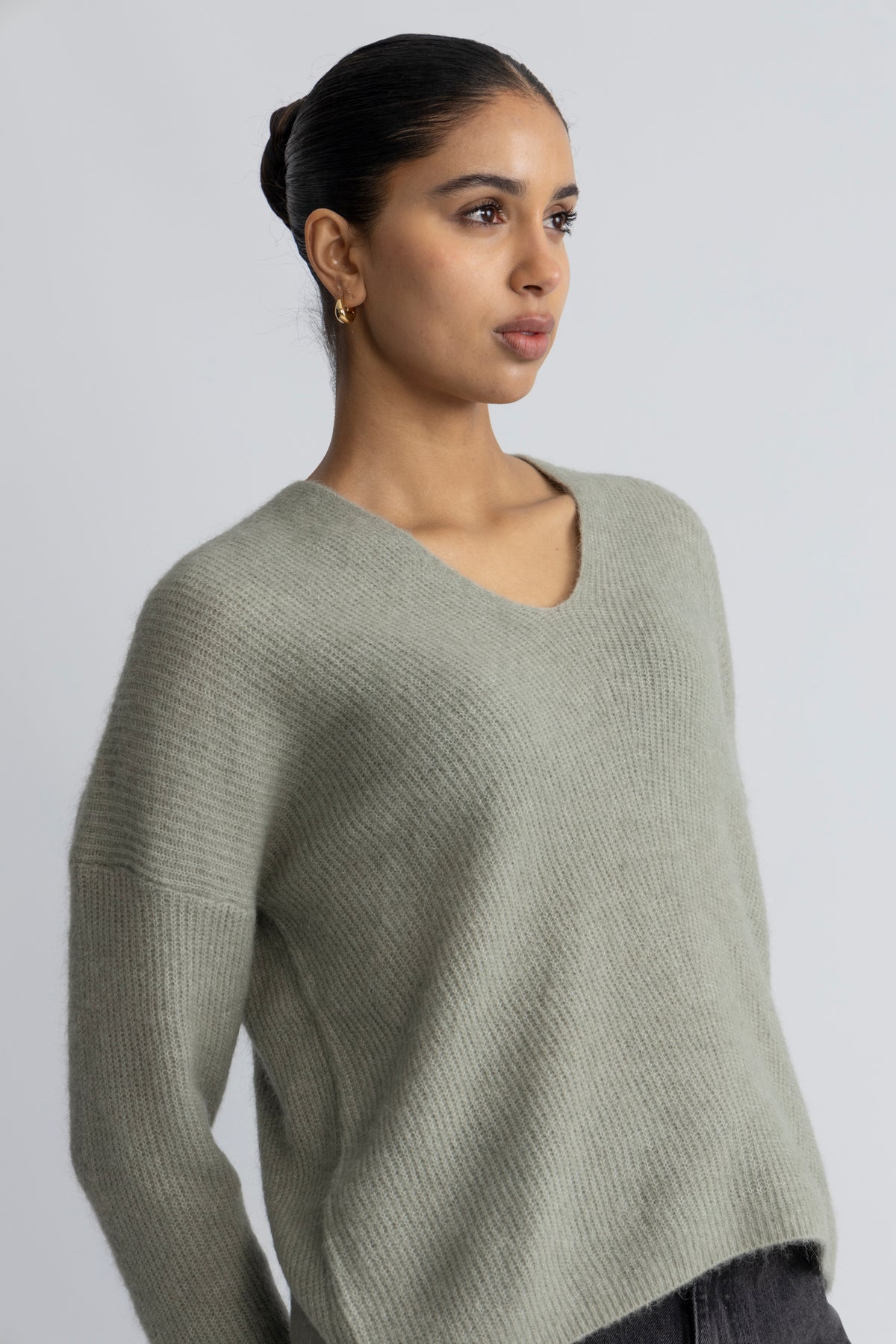 Thora V-Neck Knit - Shadow