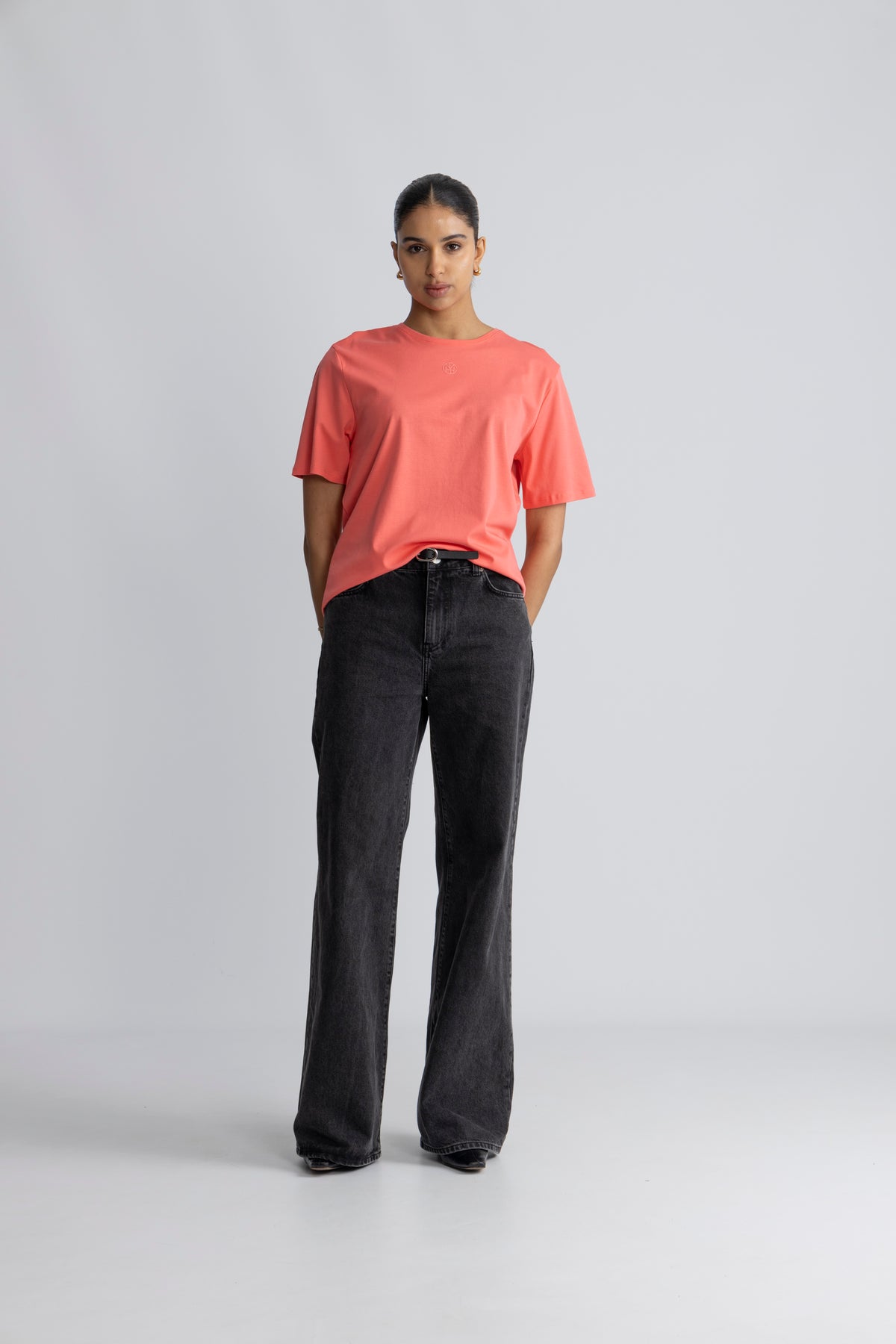 Melea Icon T-shirt - S Coral S Pink