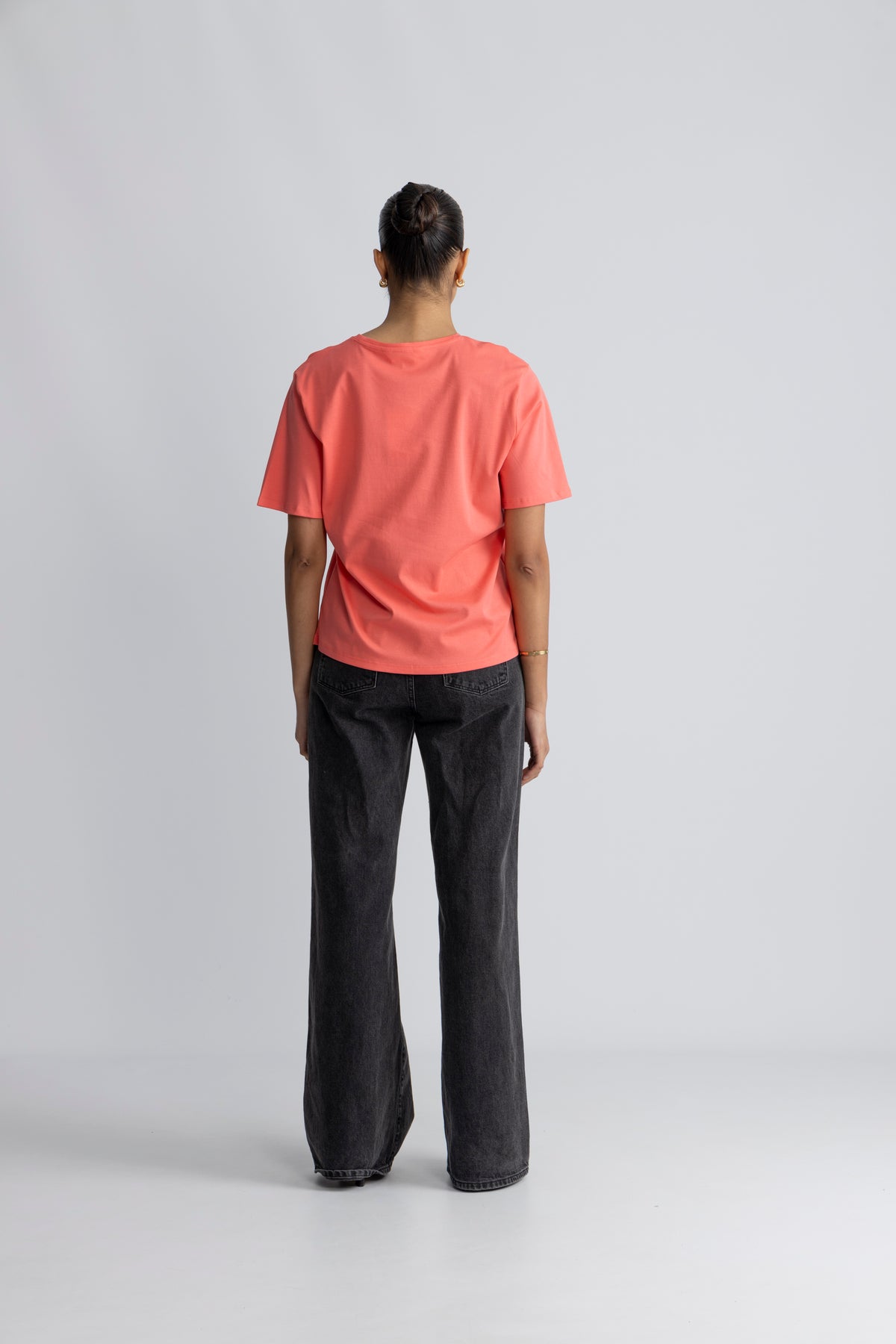 Melea Icon T-shirt - S Coral S Pink