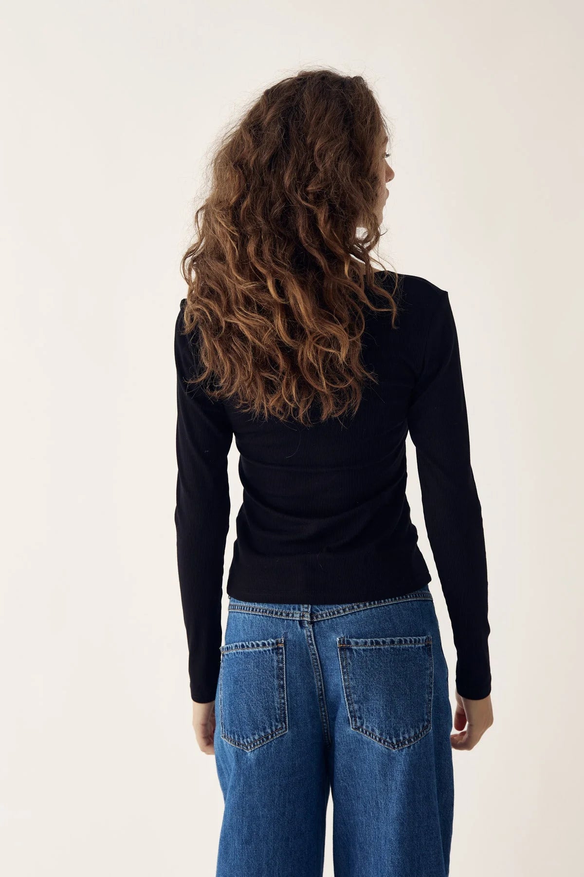 Leyton Top - Svart