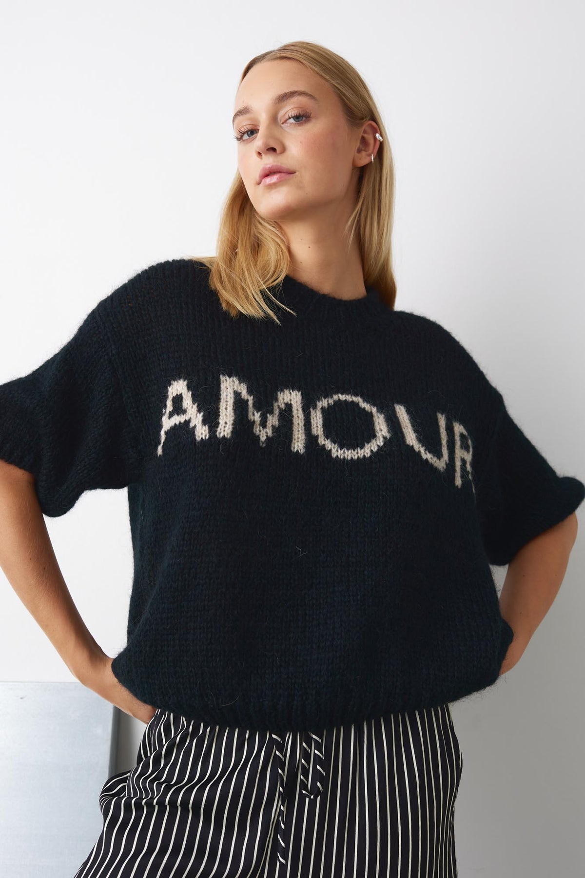 Amour Knit - Black/Offwhite