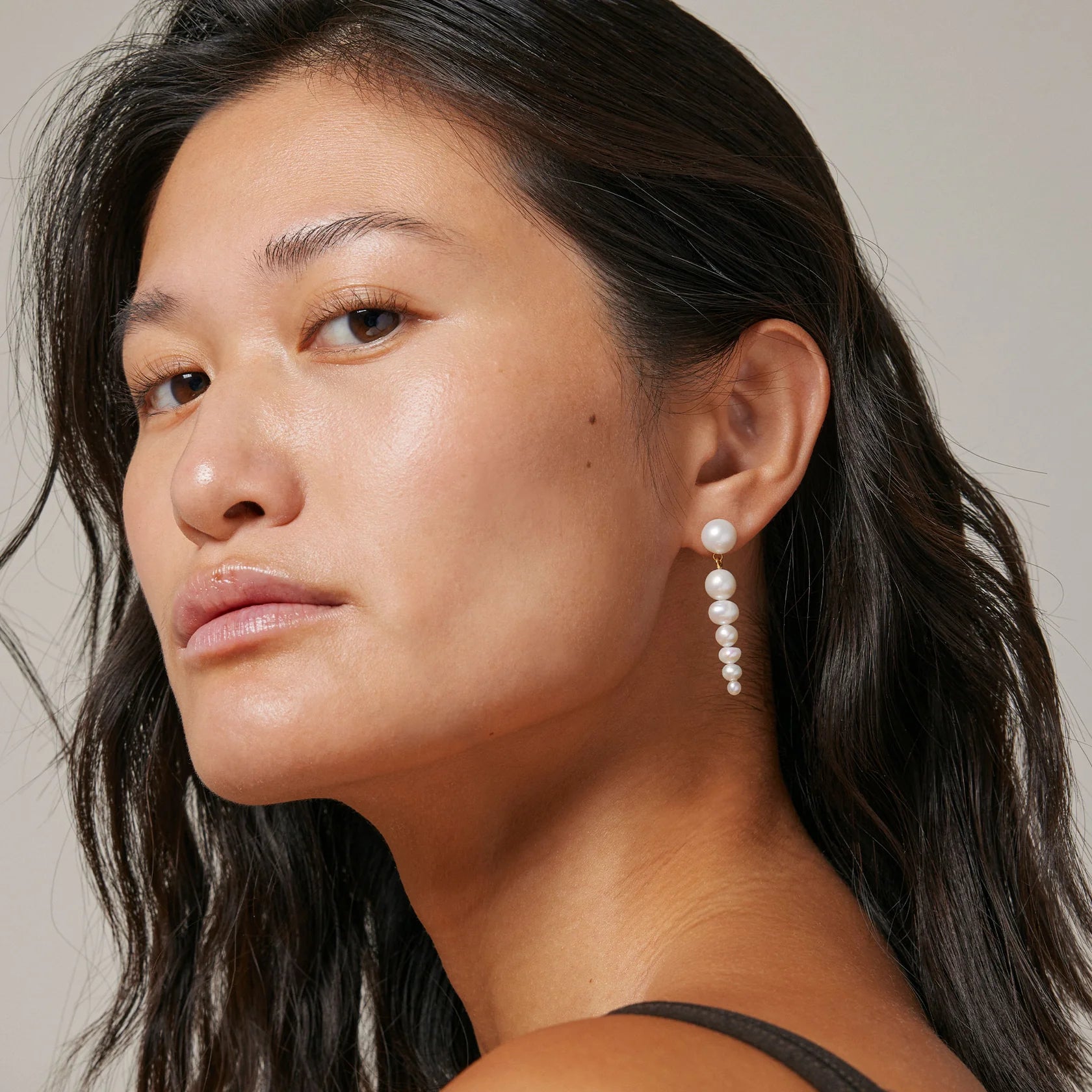 Carmen Earring - Pearls