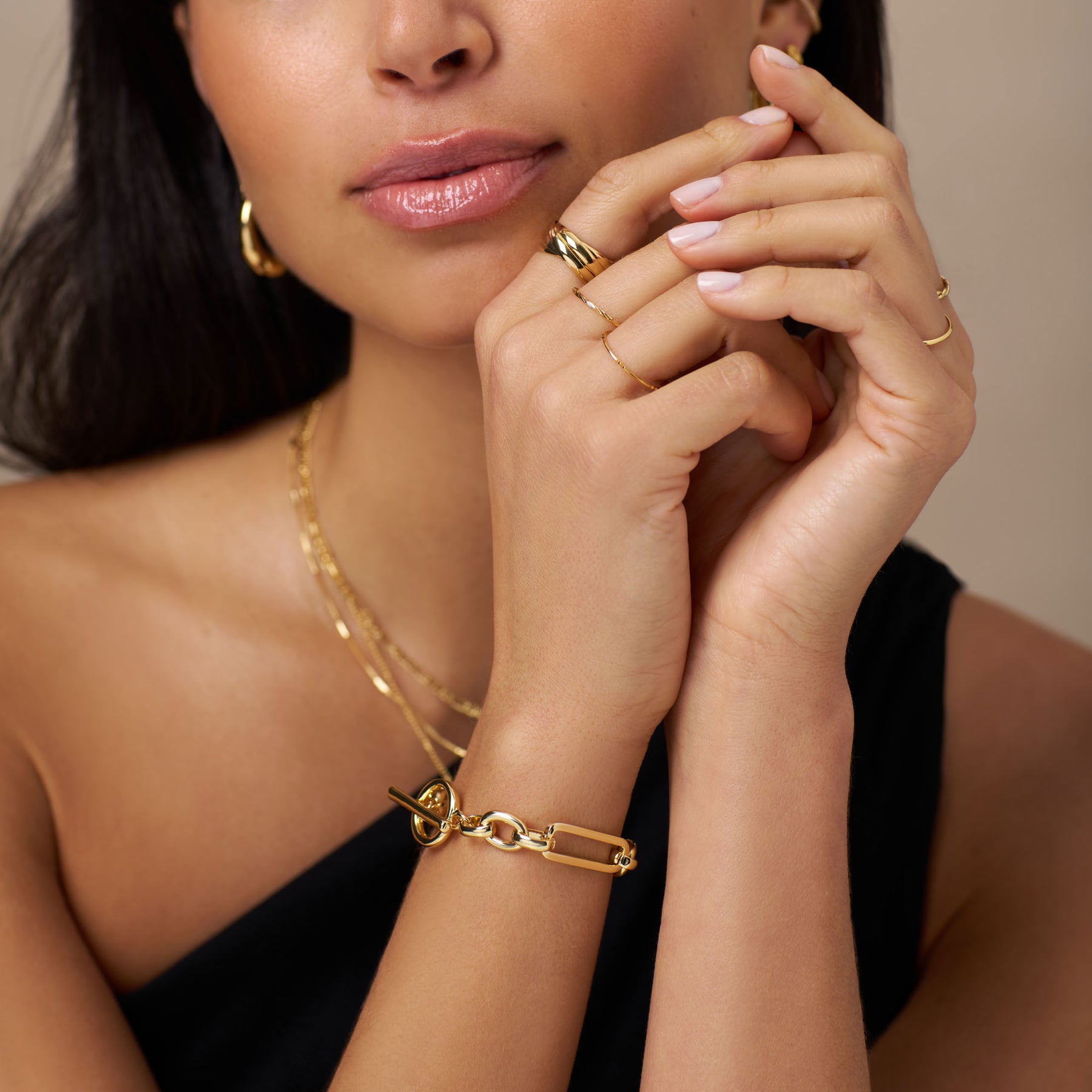 Rectangular Link T-Bar Bracelet - Pale Gold