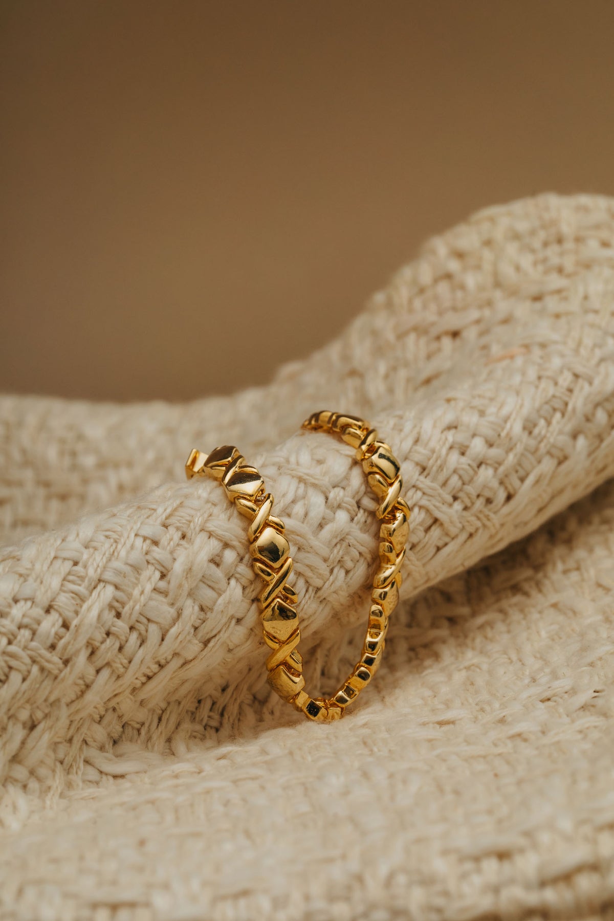 Solid Cross Metal Tennis Bracelet - Gold
