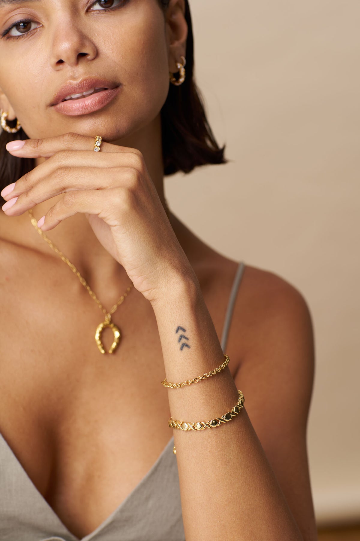 Solid Cross Metal Tennis Bracelet - Gold