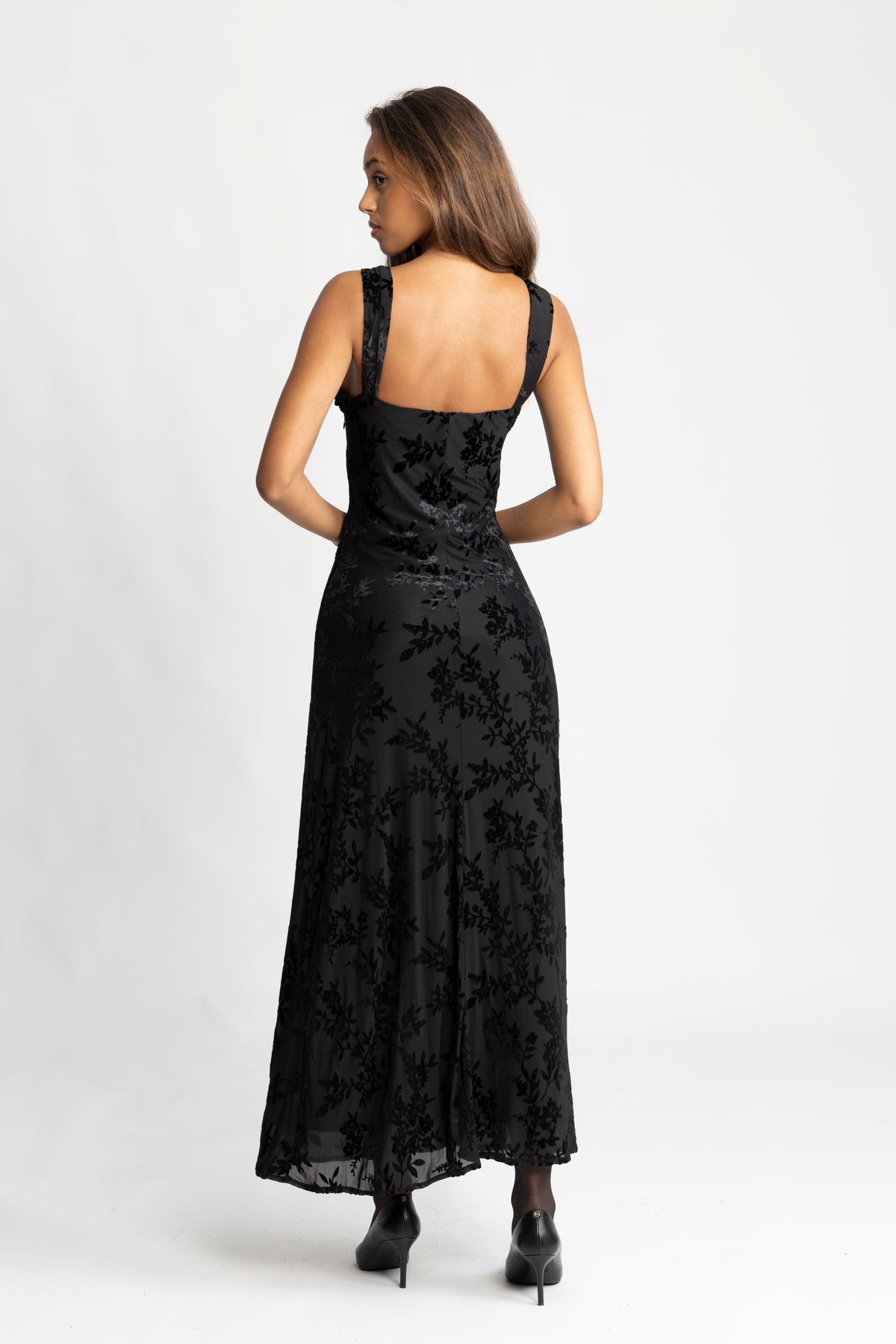 Villgun Velvet Dress - Black