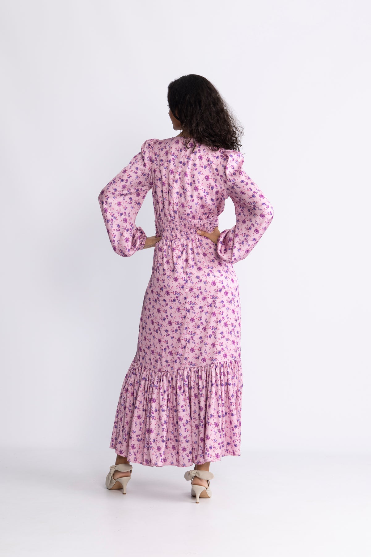 Lana Satin Maxi Dress - Rosa Blommig