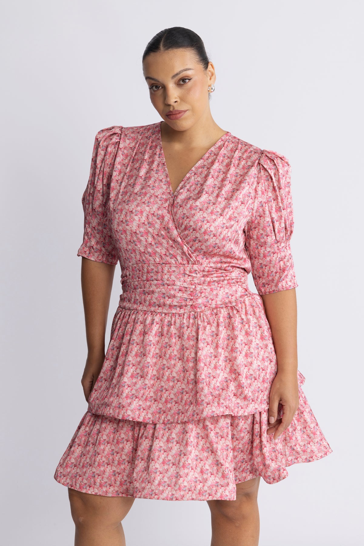 SIZE:Str. 44, HEIGHT:172